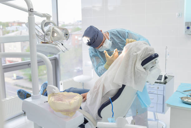 Best Emergency Tooth Extraction in Trinity, FL
